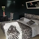 Bee Queen Hotel