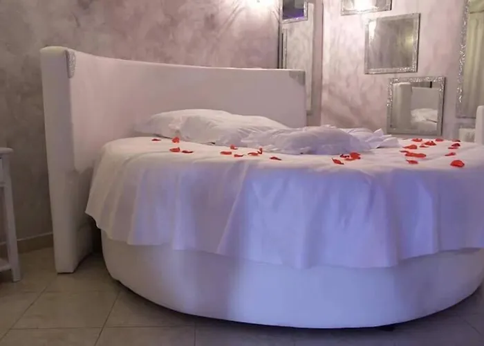 Ξενοδοχείο Bee Queen Varcaturo